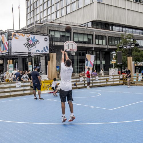 in the streets play down basket
